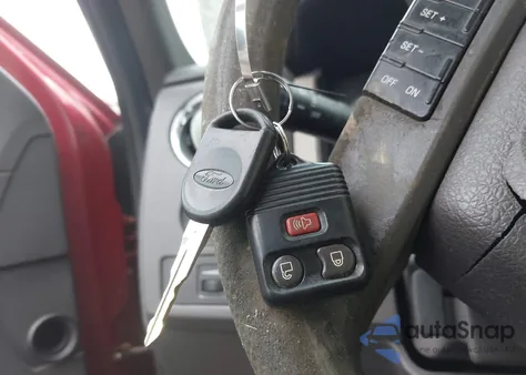 2010 Ford F-150 Stx/Xl/Xlt z USA, uszkodzony, nr VIN 1FTEX1E81AFB25285